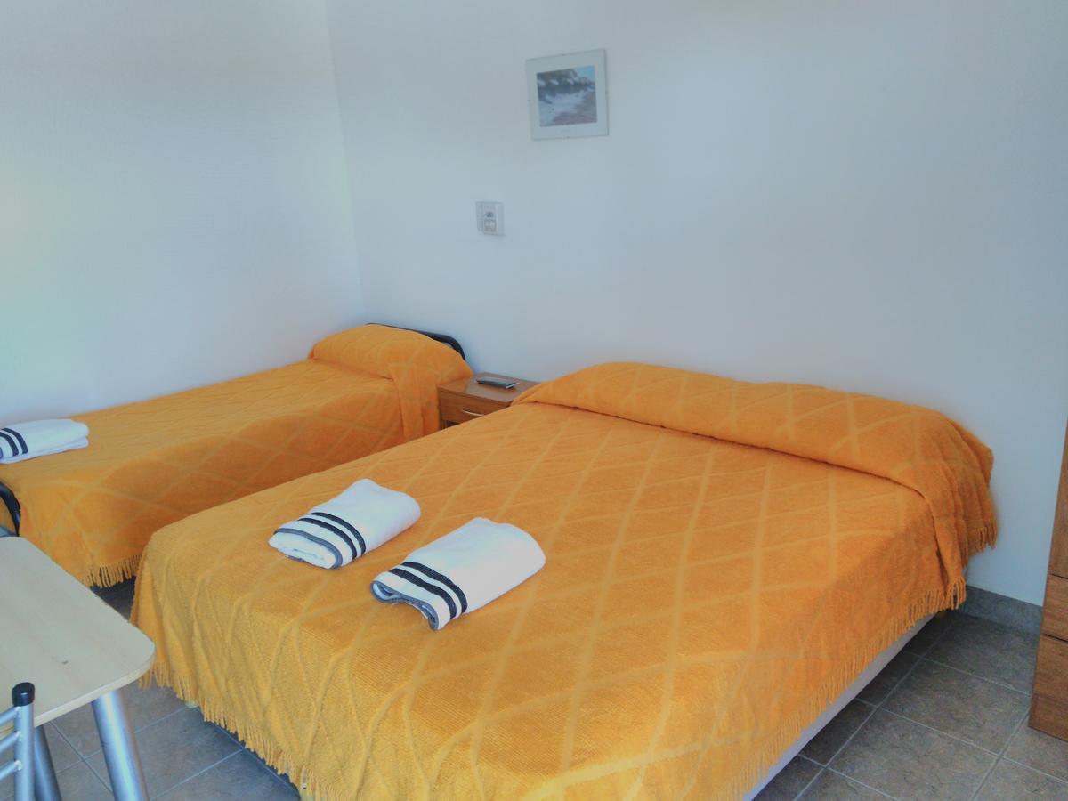Complejo Brisas Misticas Hotel Las Grutas Luaran gambar